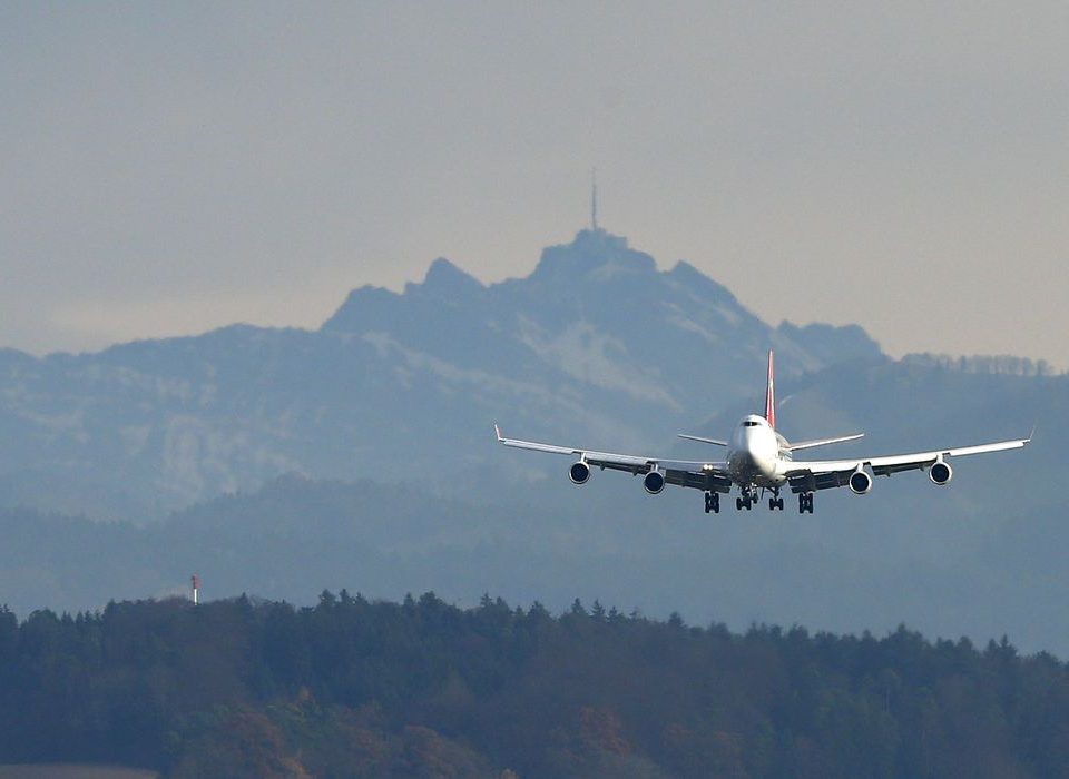 Covid-19: Espanha libera entrada de voos do Brasil
