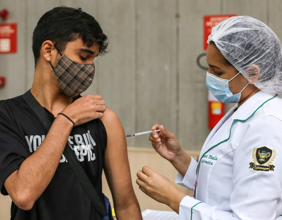 Liminar: MPCE reforça pedido à Justiça Federal para que sejam enviadas 1,4 mi de doses a mais para o Ceará