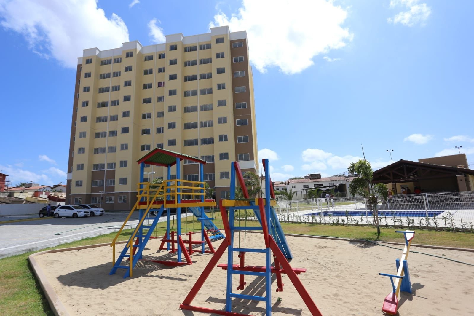 Habitação: Servidores públicos de Fortaleza são beneficiados com Programa de Habitação