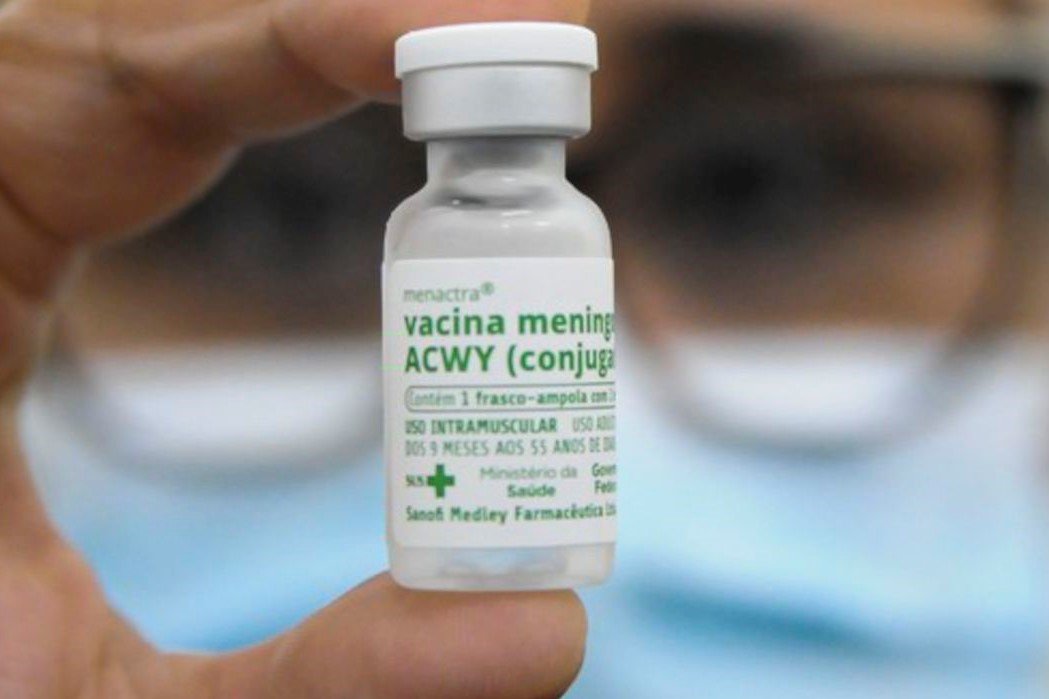 Saúde: Vacinação contra meningite busca menores de 11 anos com dose em atraso