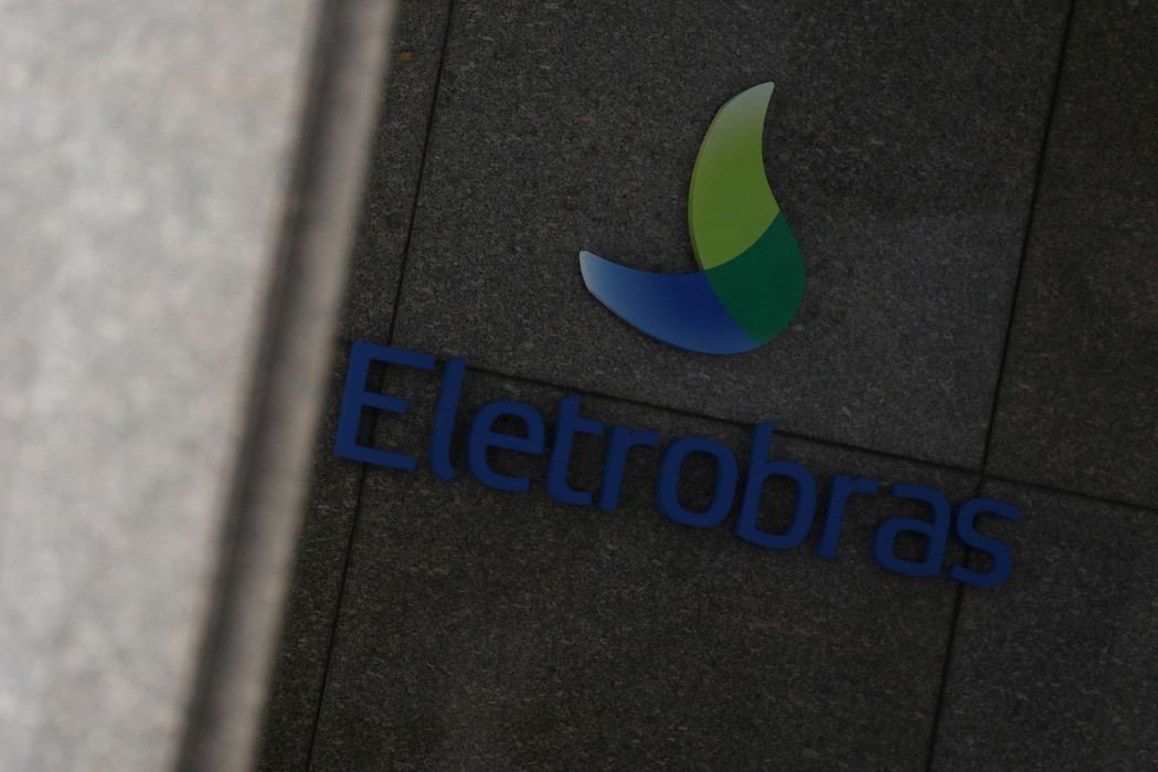 Desestatização: Modelo de privatização da Eletrobras é aprovado com venda de 10% das ações para empregados