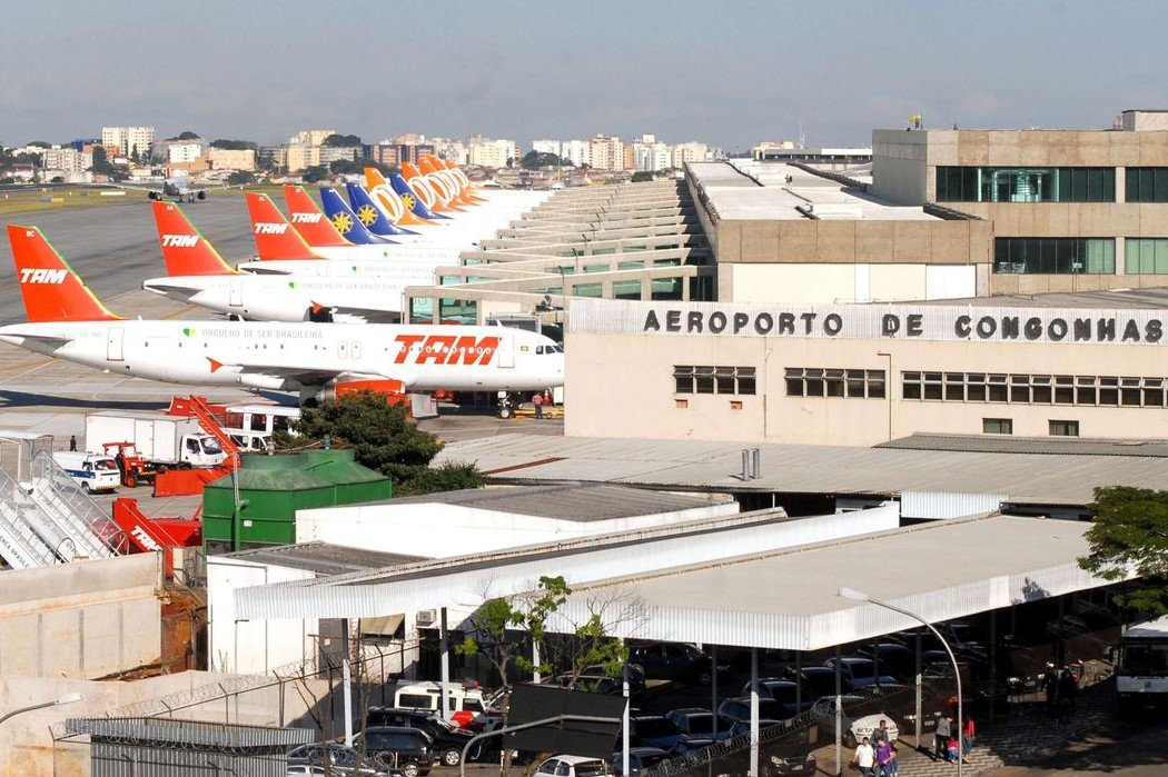 Pandemia: Barreiras sanitárias contra covid-19 são desativadas no aeroporto e nos terminais de ônibus de São Paulo