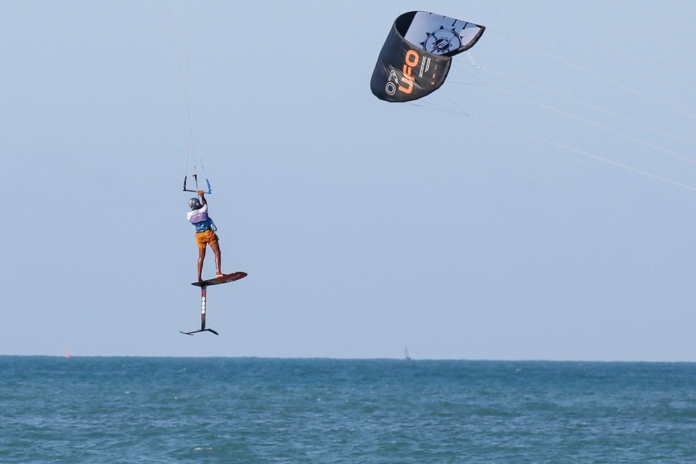 Esporte: Praia de Iracema recebe até o próximo domingo o Superfoil, evento mundial de kitesurf e Foil