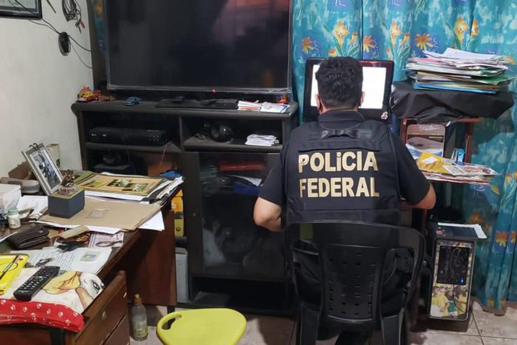 Operação GHOST: PF cumpre mandado judicial em escritório de advogado suspeito de fraudar INSS no Rio