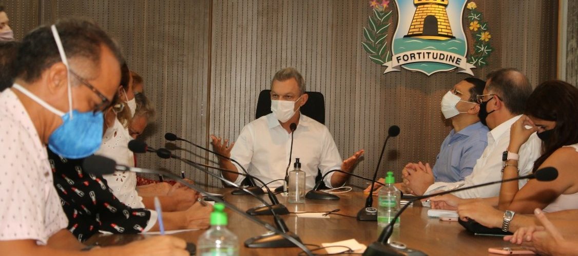 Prefeito José Sarto anunciou o índice de reajuste em reunião com sindicalistas