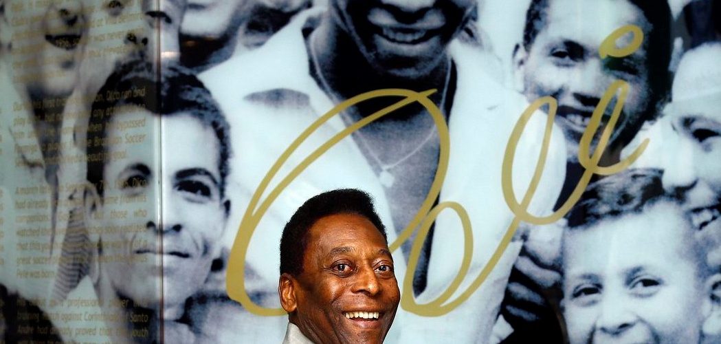 Tratamento: Médicos liberam Pelé do hospital para passar o Natal com a família