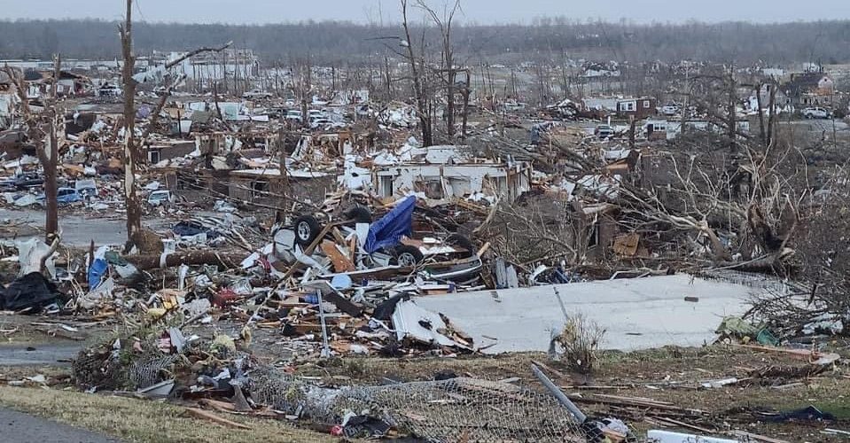 Catástrofe: Presidente Joe Biden declara emergência federal em virtude de tornados no Kentucky