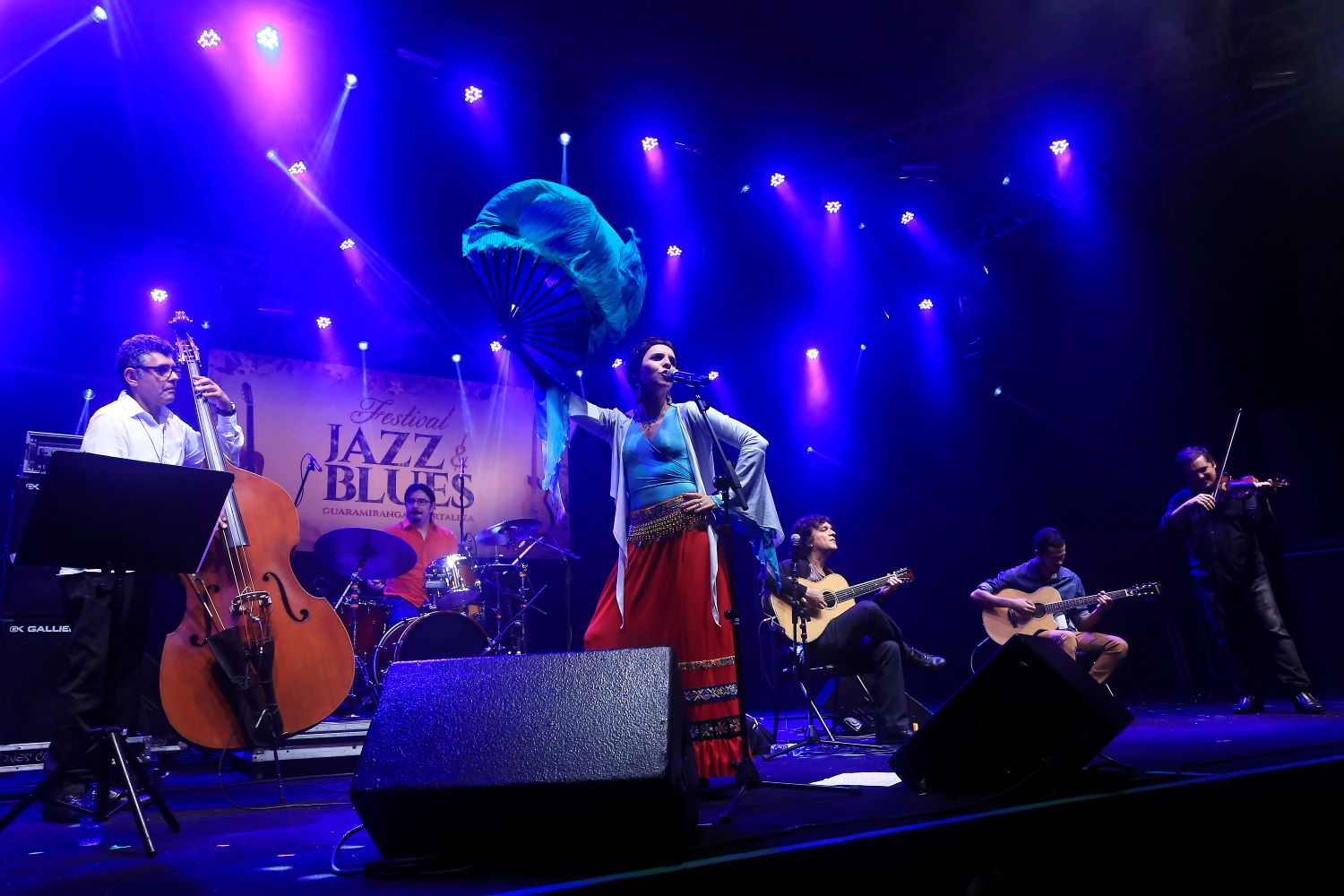 Cultura Paula Tesser e Luisinho Magalhães são atrações do fim de semana no Cantinho do Frango