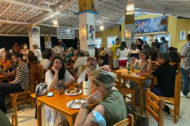 Cultura: Cais Bar abre na Praia da Redonda, em Icapuí, com Festival de Música. Final será no domingo