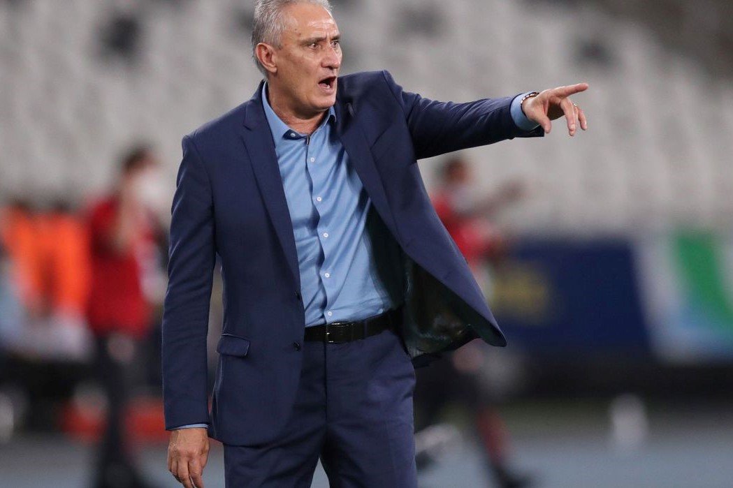 Tite é o único brasileiro no ranking de melhores técnicos de futebol do mundo elaborado pela revista Four Four Two