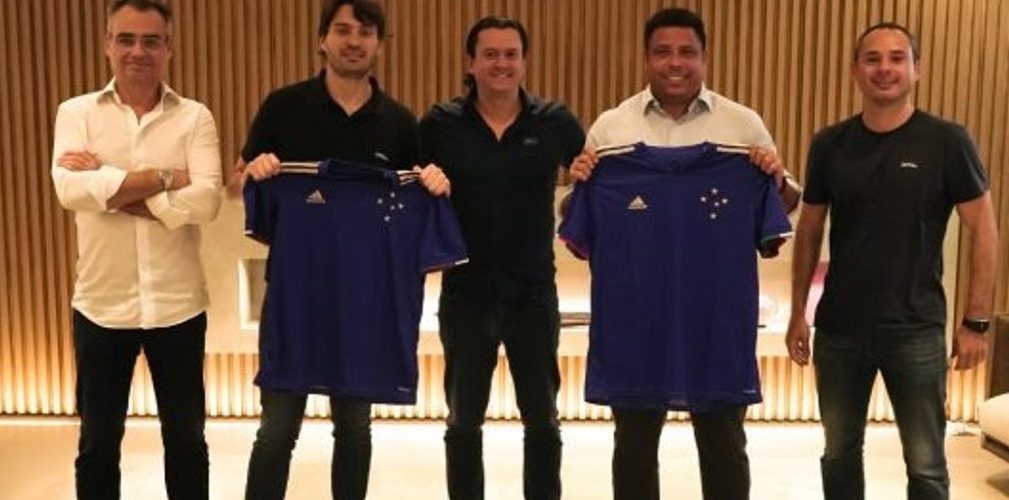Transação milionária: Ronaldo paga R$ 400 mi e é o novo dono do Cruzeiro