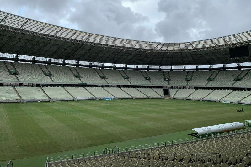 Futebol: Gramado da Arena Castelão está 100% revitalizado