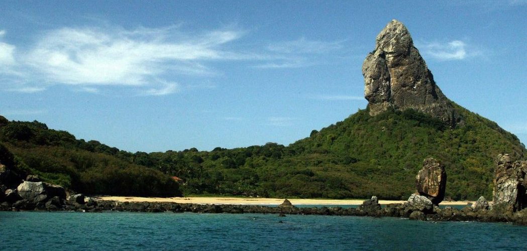 Turismo: Visitantes terão que comprovar dose de reforço de vacina contra covid-19 em Fernando de Noronha