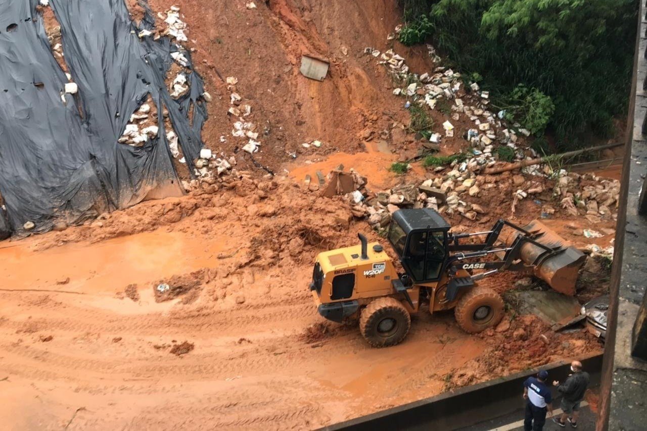 Risco: Dique que transbordou em Minas Gerais atinge o mais alto nível de emergência