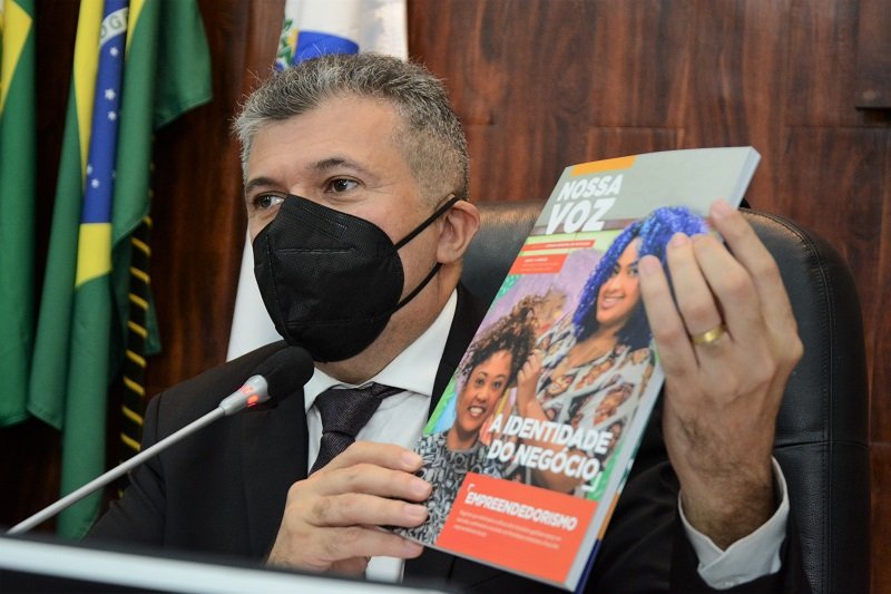 Transparência: Câmara Municipal de Fortaleza publica a 6ª edição da Revista Nossa Voz