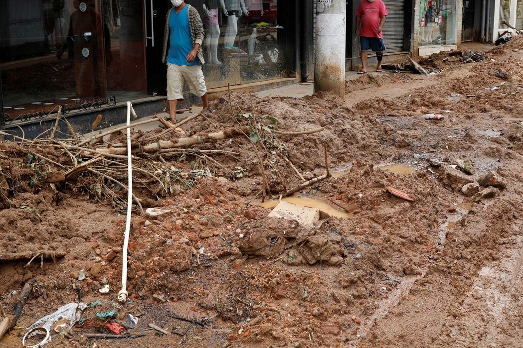 Tragédia: Número de mortos em Petrópolis chega a 152