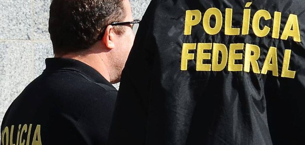Quadro Negro: Polícia Federal realiza operação contra desvio de verba em universidade no Rio