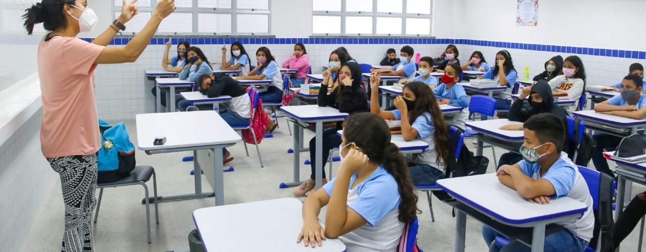 Educação: Fortaleza terá concurso público com 2.000 vagas para professores na Rede Municipal de Ensino