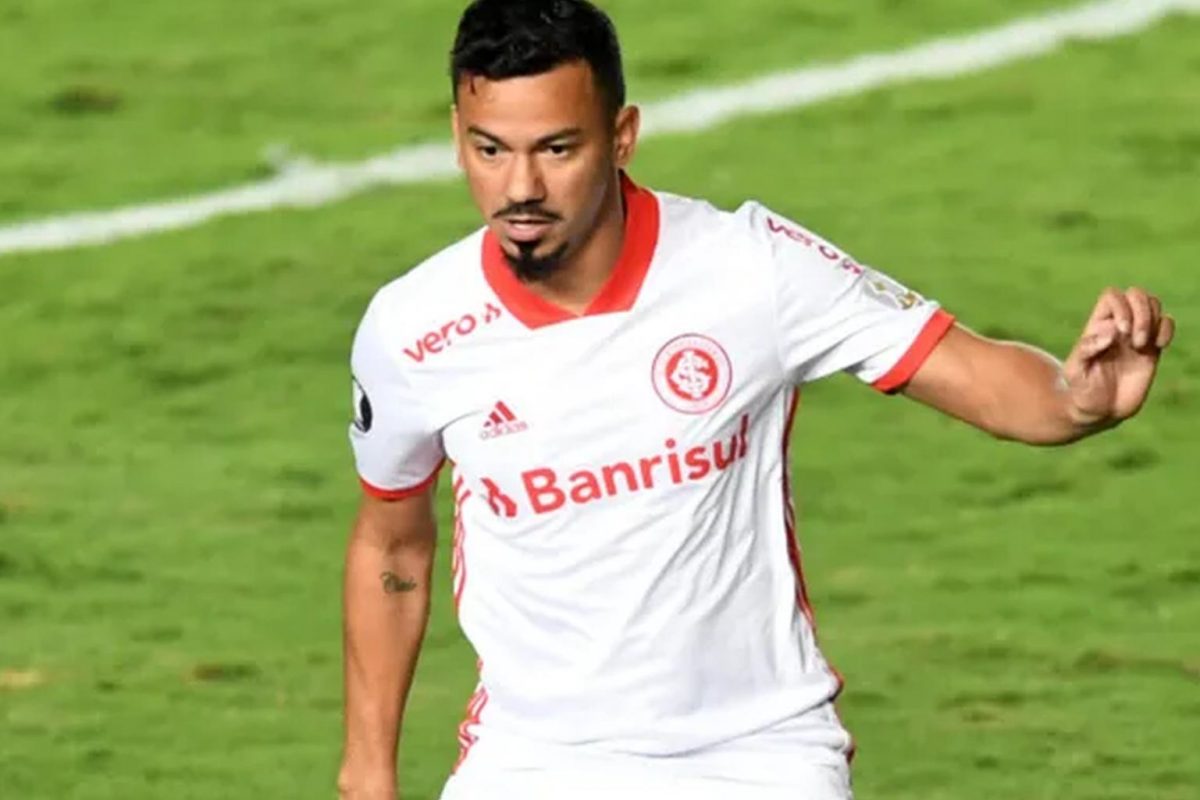 Jogador chega por empréstimo até o fim de 2022. | Foto: Divulgação/ Internacional