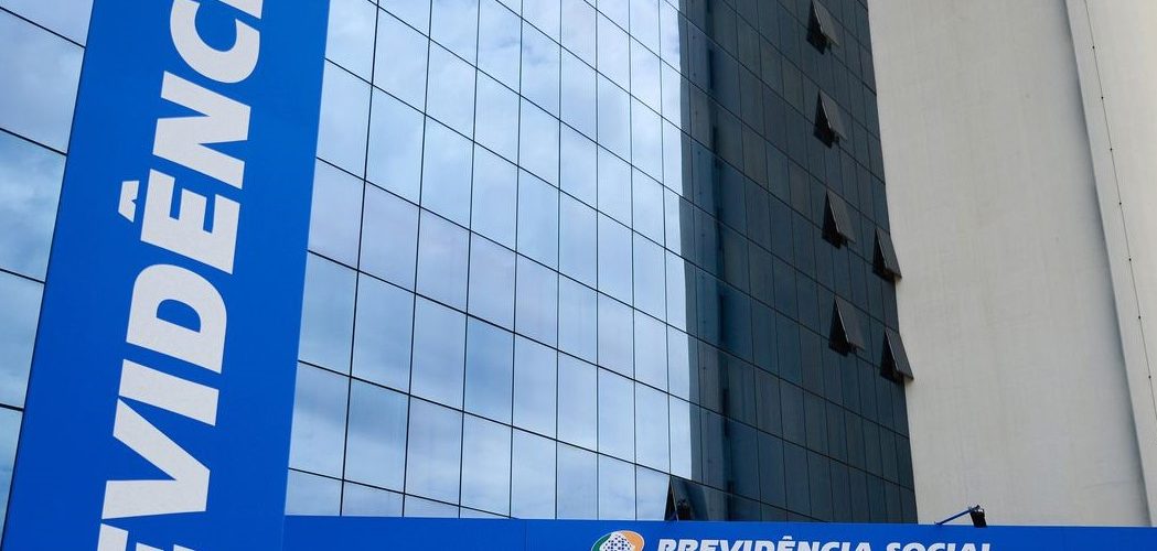 Economia: Parcela do 13º salário para pensionista do INSS é publicado no DOU