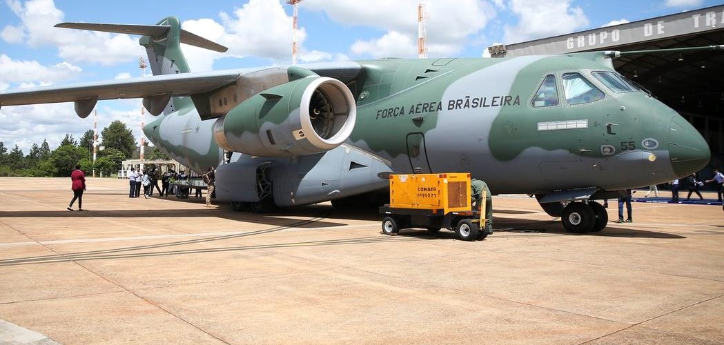 Guerra na Ucrânia: Avião da FAB pousa na Polônia para repatriar brasileiros