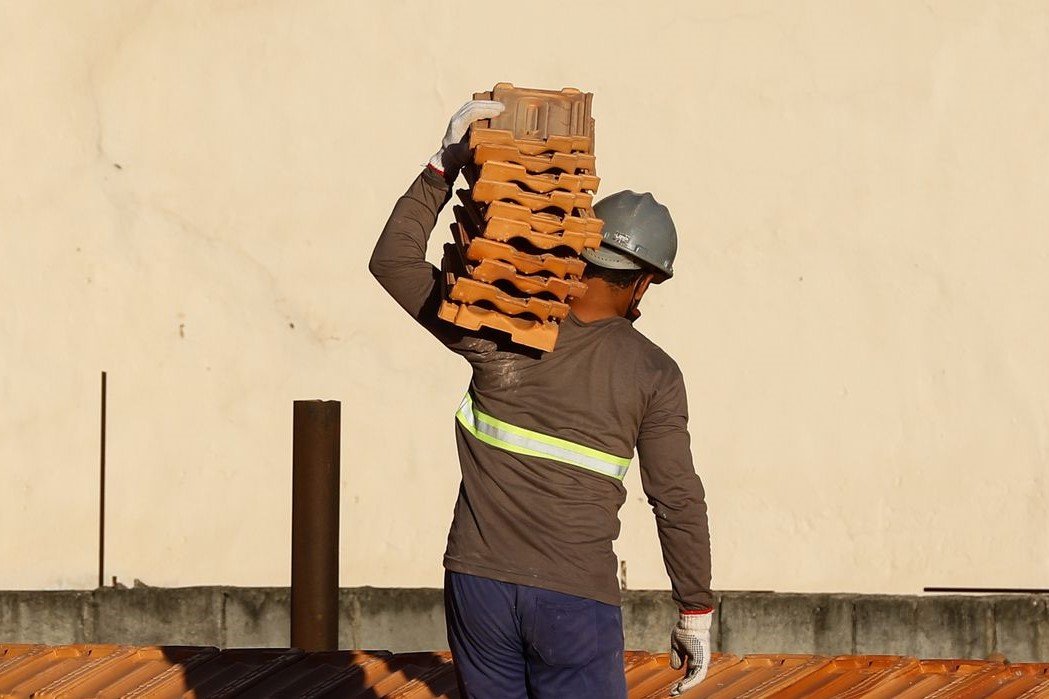 Economia: Confiança da construção atinge maior nível desde janeiro de 2014