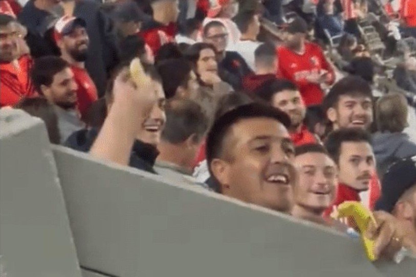 Racismo: Após Fortaleza, River Plate se pronuncia sobre torcedor que jogou banana para torcedores tricolores