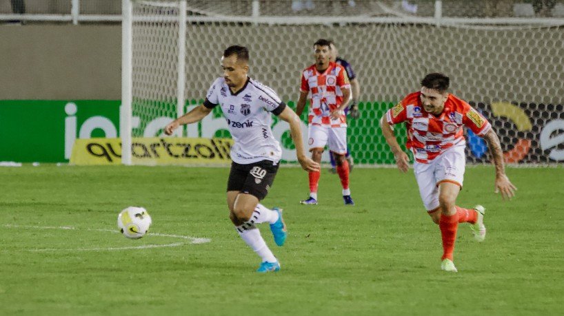 Equipe mineira não vence há nove jogos. | Foto: Israel Simonton/Cearasc