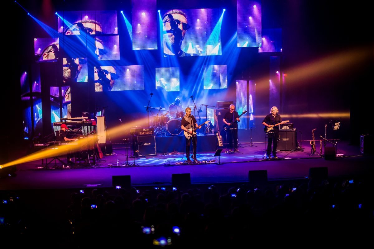 Show Internacional: Dire Straits promete tocar grandes sucessos e músicas raramente tocadas ao vivo