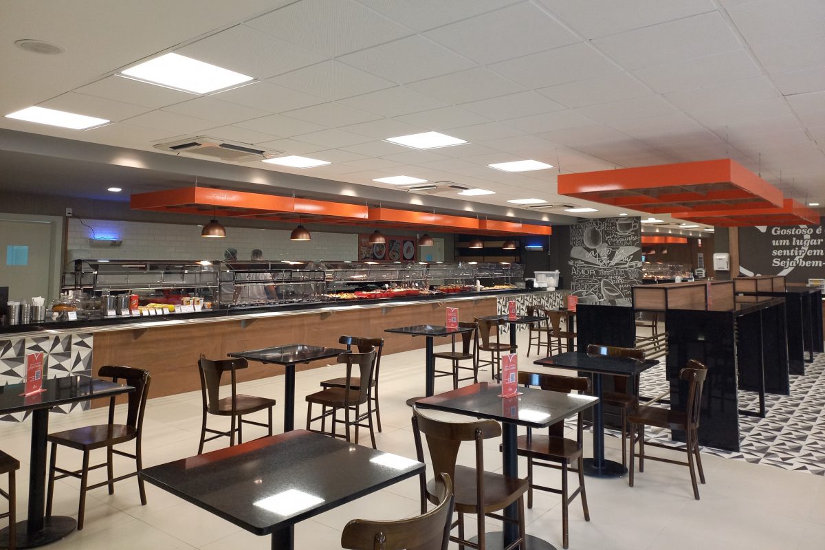 Negócios: Mercadinhos São Luiz inaugura praça de alimentação na loja Virgílio Távora