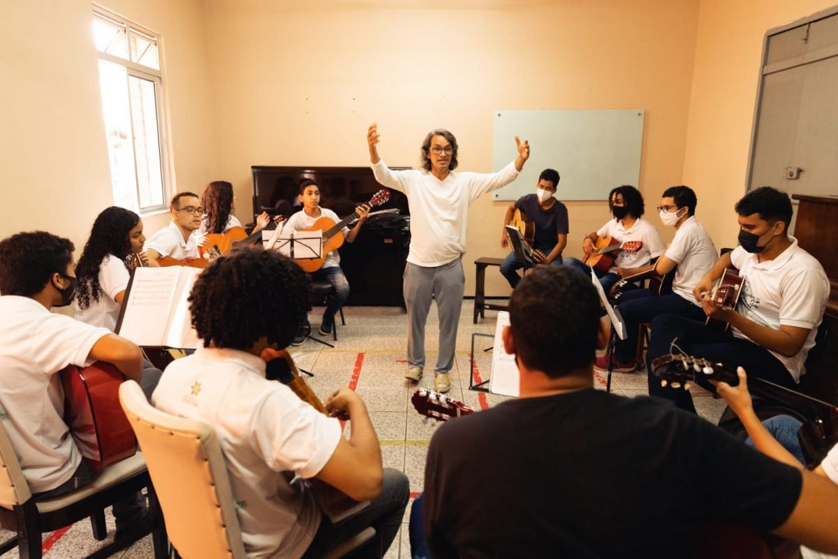 Recital: Jovens do Projeto Cultivando Talentos fazem apresentação em Fortaleza