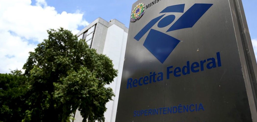 Economia: Receita paga hoje R$ 6,3 bilhões de restituição do Imposto de Renda