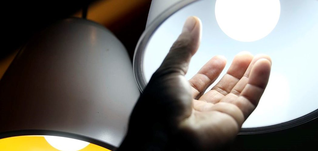 Economia: Aneel reajusta bandeiras tarifárias em até 64%