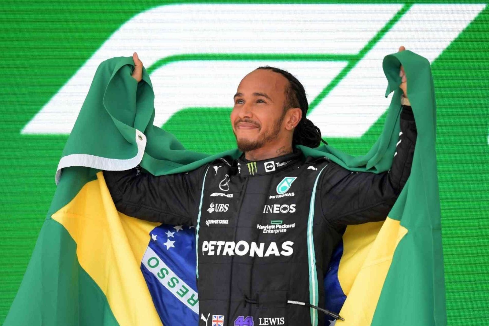 Resolução: Piloto de Fórmula 1 Lewis Hamilton torna-se Cidadão Honorário do Brasil