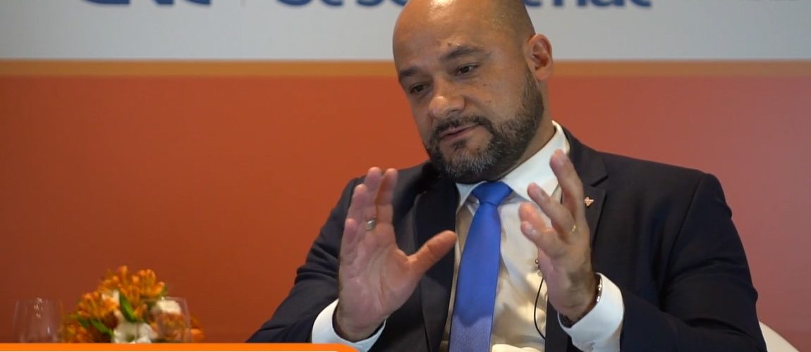 Número 2: Citado em denúncias de assédio sexual, vice-presidente da Caixa também renuncia