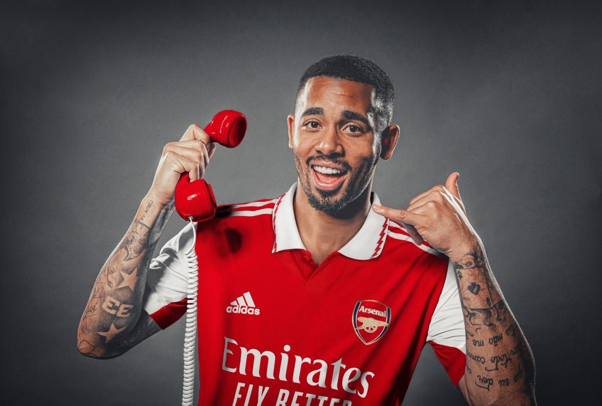 pós negociações entre Arsenal e Manchester City, a contratação de Jesus ficou em €52 milhões. | Foto: Divulgação/ Arsenal