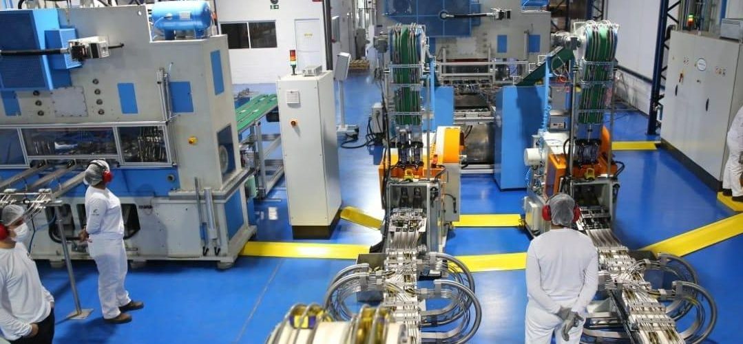 Economia: Confiança da indústria volta a cair depois de três altas, diz FGV