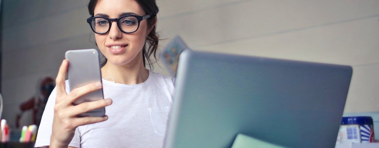 Educação: Instituto iungo e USP oferecem cursos gratuitos para professores pelo WhatsApp