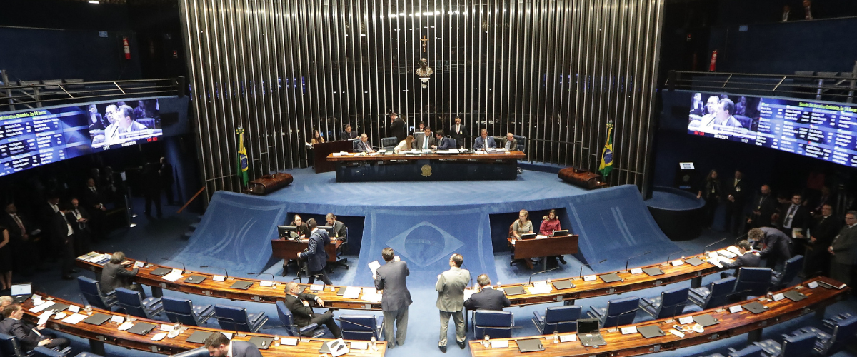 Os salários-base variam de R$ 4,4 mil e R$ 7,9 mil, mas, com gratificações, chegam a R$ 33 mil. | Foto: Gabriela Biló/Estadão Conteúdo