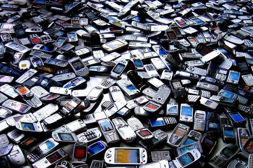 Condomínios: Saiba por que é importante descartar corretamente o lixo eletrônico