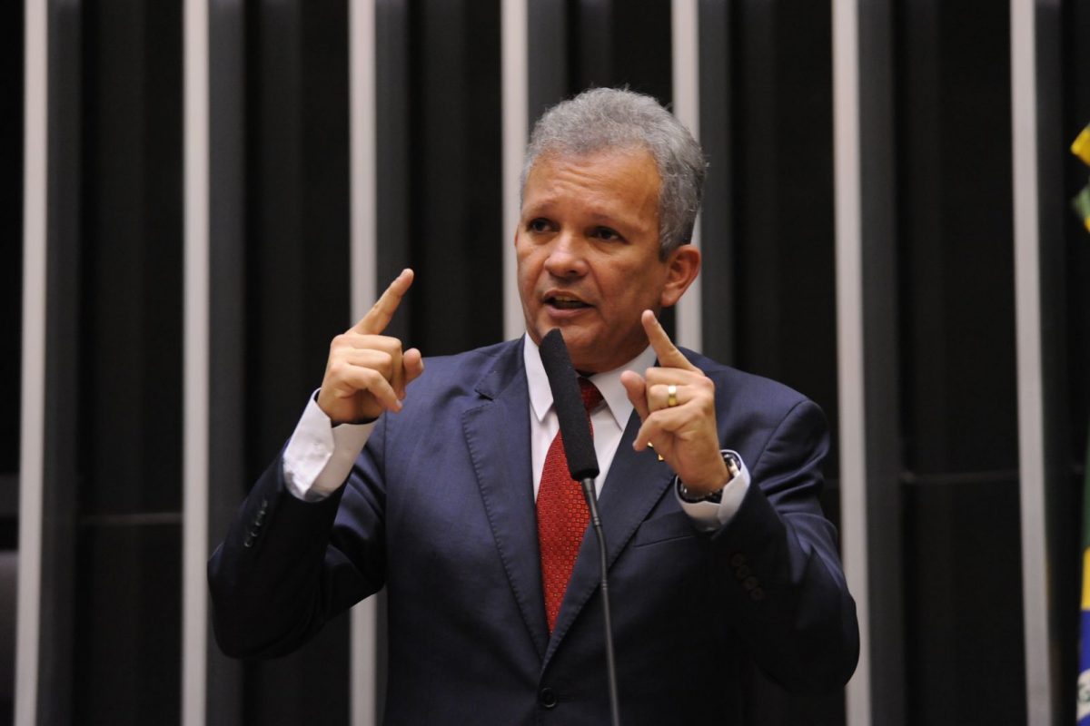Deputado é um dos três cearenses que conquistaram pontuação máxima na pesquisa. | Foto: Divulgação