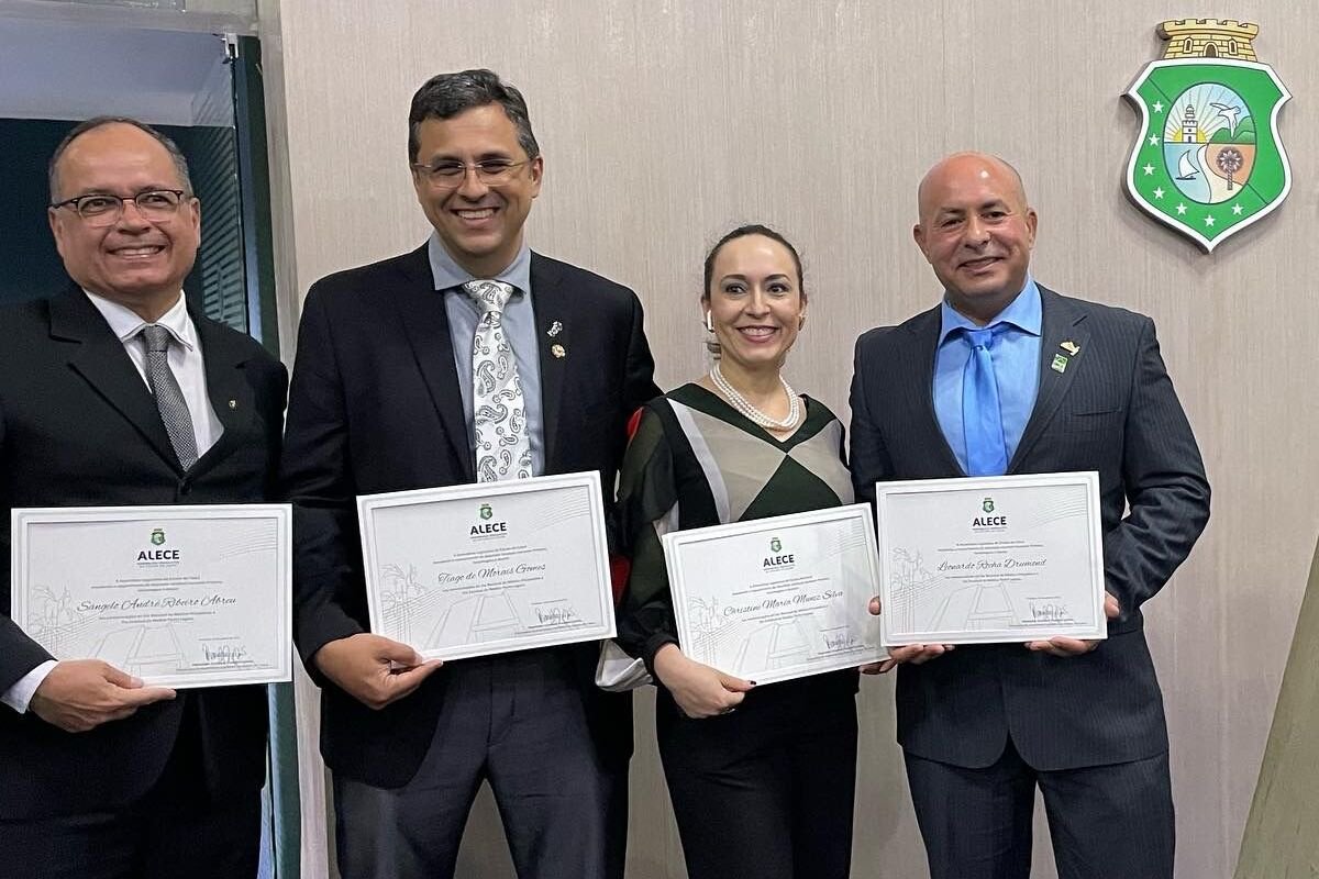Dr. Sangelo André, Dr. Tiago de Morais, Dra. Christine Maria Muniz, Dr. Leonardo Drumond (Presidente da SBOT). | Foto: Divulgação/ SBOT