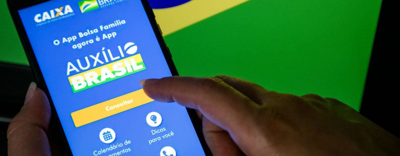 A emenda constitucional também liberou a inclusão de 2,2 milhões de famílias no Auxílio Brasil. | Foto: Reprodução