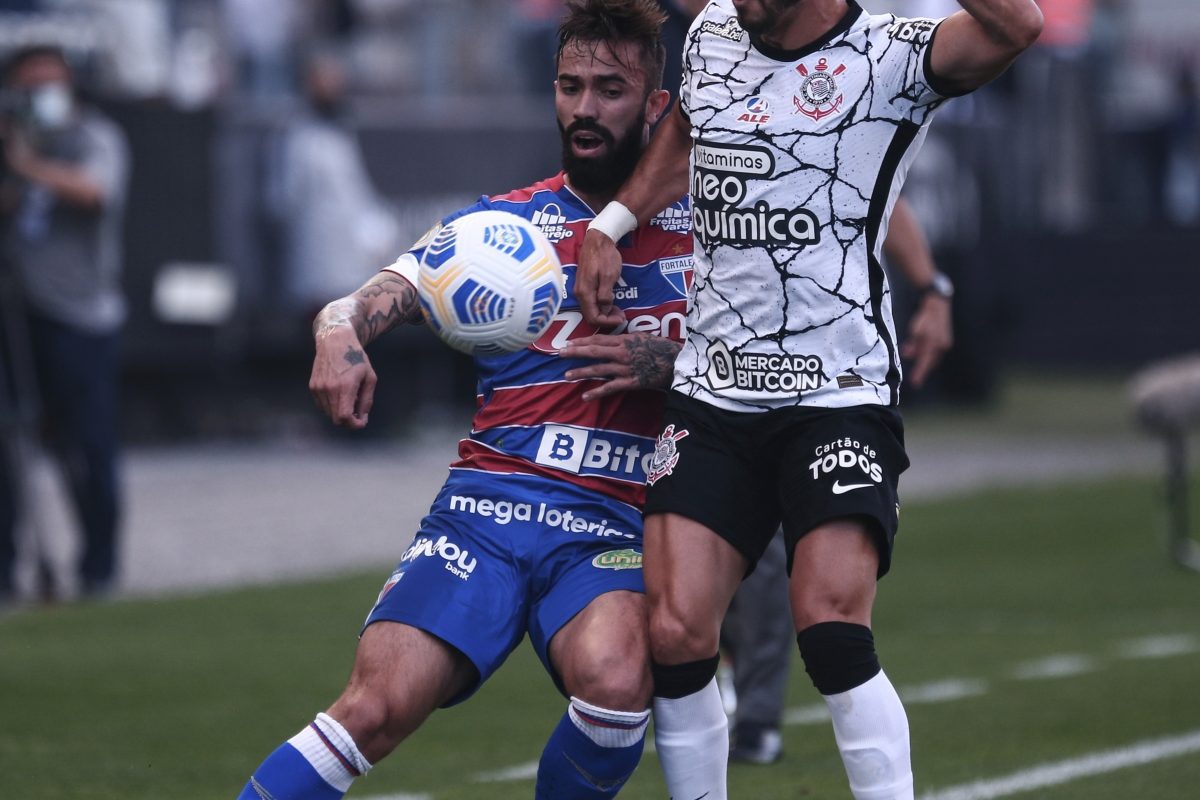 Originalmente o duelo aconteceria no dia 20 de agosto, um sábado, às 19h. | Foto: Ettore Chiereguini/AGIF