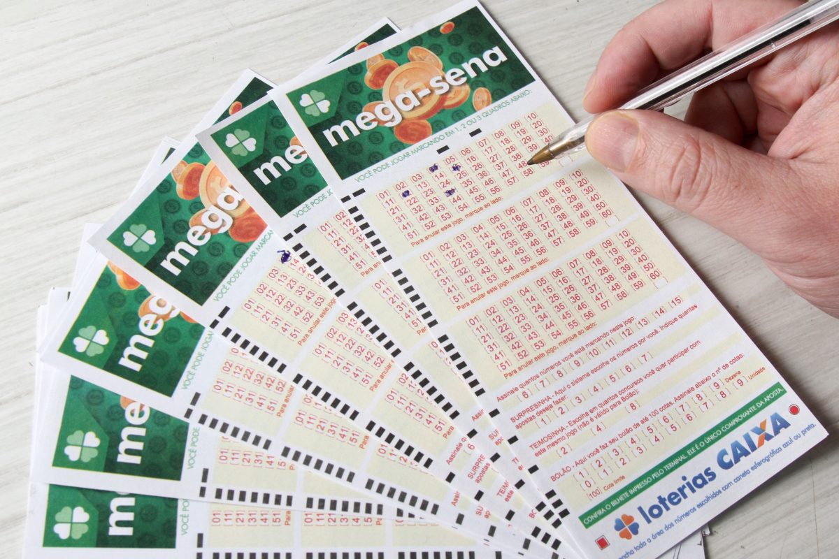 Sorteio acontece em SP. | Foto: Fernanda Luz/AGIF