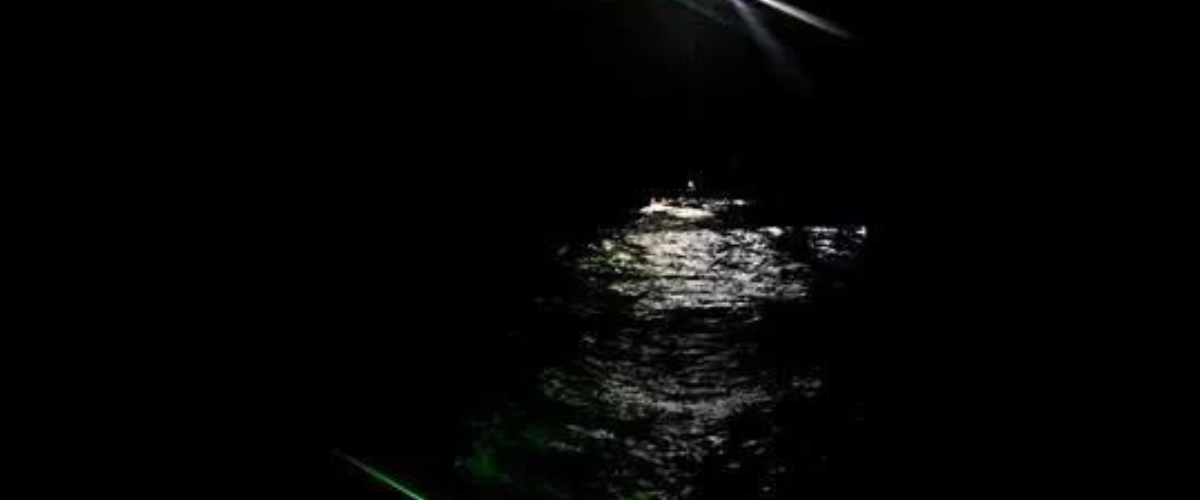 Conforme a Marinha, os seis, que se autodeclararam argelinos, tinham boas condições de saúde. | Foto: Divulgação/Marinha