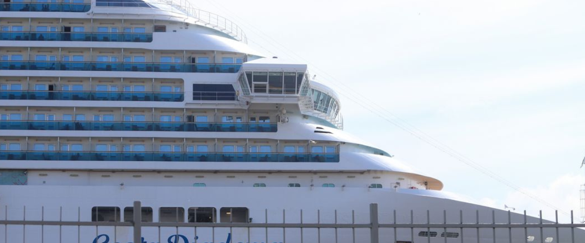 A queda do número de casos e mortes pela doença no Brasil motivou a revisão. | Foto: Fernanda Luz/ Reuters