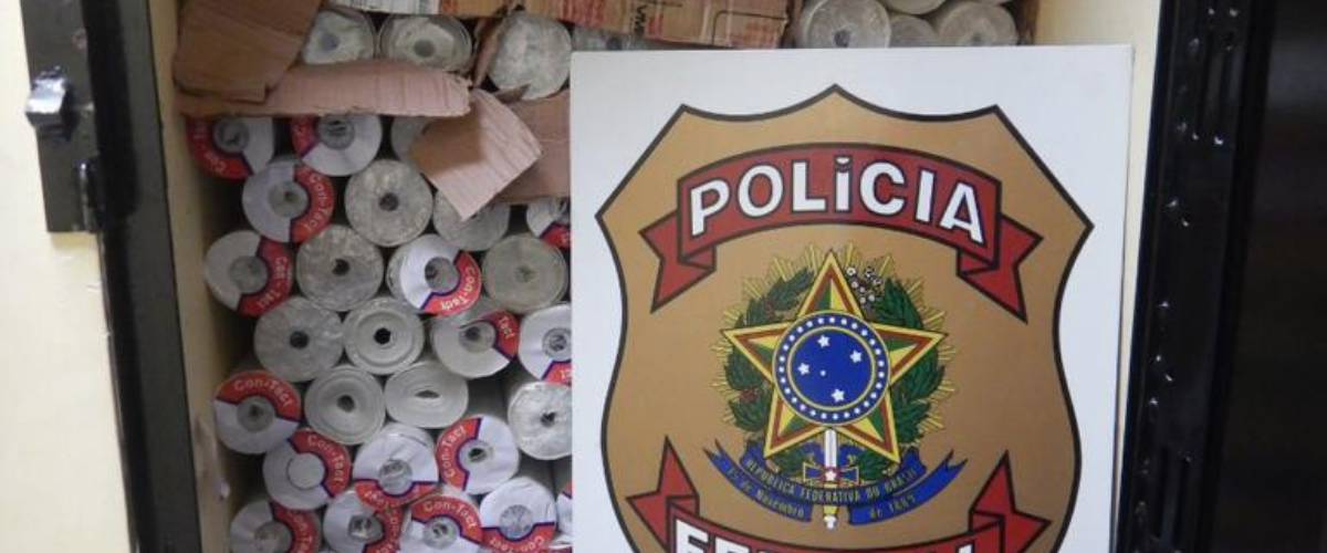 A quantidade de droga apreendida neste sábado será contabilizada e periciada. | Foto: Polícia Federal;