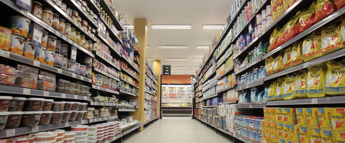 A novidade é a adoção de alertas, na parte frontal da embalagem, sobre alguns nutrientes.| Foto: Arquivo