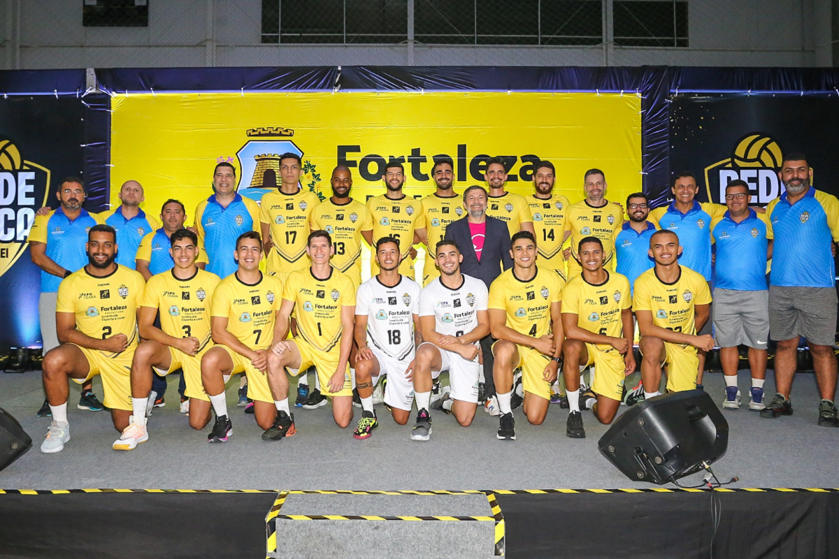 Segundo o prefeito em exercício Élcio Batista, o Rede Cuca Vôlei é uma demonstração do que Fortaleza tem feito em prol da juventude. | Foto: Rodrigo Carvalho